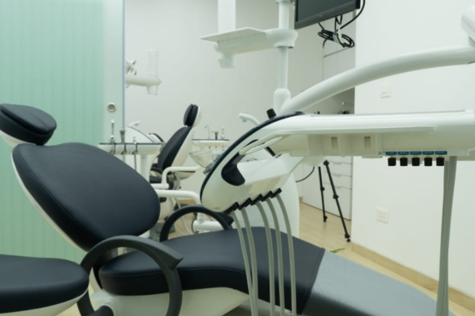 Dentist in Kharadi Pune